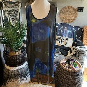 La Palapa Floral Sheer Cover Up/Tunic in Blue and Black L
